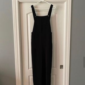 Forever 21 Black overalls/jumper/romper
